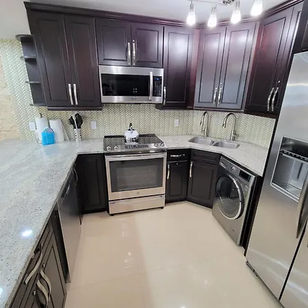 Villa Alexander 819